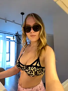 Little Forest ELF online show from November 2025 08:47:01 AM