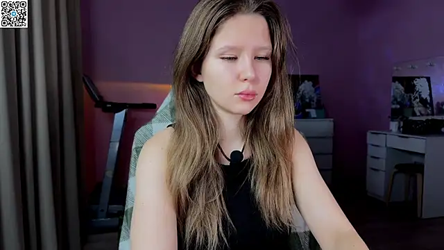 Snapshot of Ameliia_castro chatting on November 2025 04:01:02 AM Ameliia castro online show from November 2025 04:01:02 AM