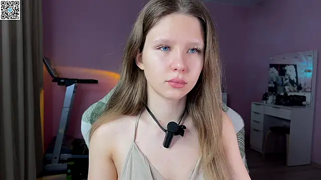 Snapshot of Ameliia_castro chatting on November 2025 03:50:01 AM Ameliia castro online show from November 2025 03:50:01 AM