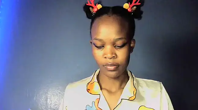 Snapshot of cyberbunnie chatting on January 2025 02:43:02 AM cyberbunnie online show from January 2025 02:43:02 AM