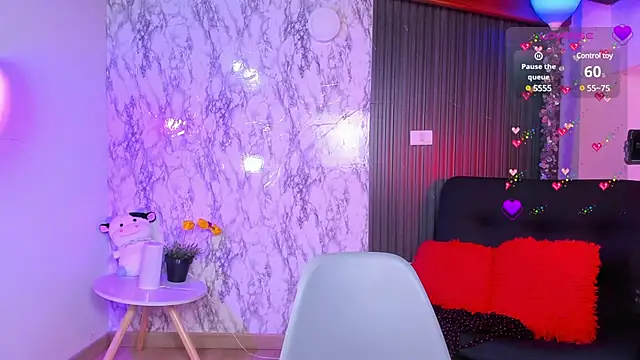 chloe blue online show from February 2025 11:55:01 AM