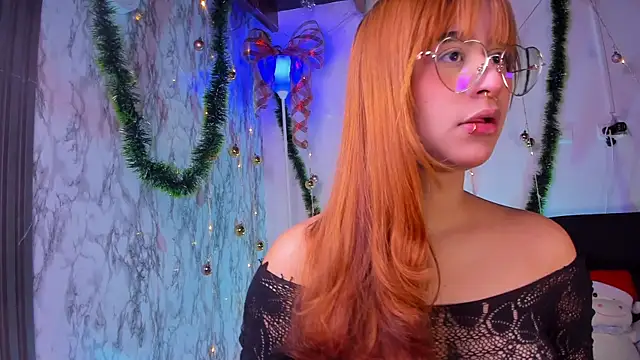 chloe blue online show from December 2025 11:25:02 AM