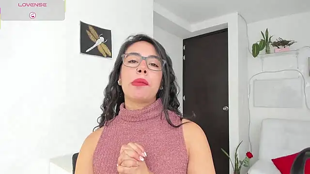 susana monroy online show from August 2026 06:54:02 PM