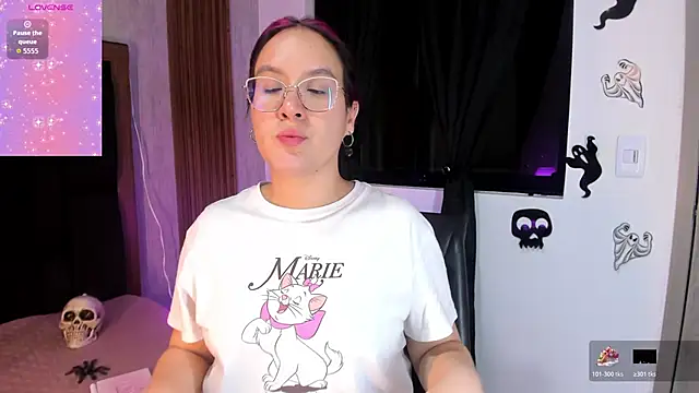 sweet--emily online show from October 2025 03:51:02 AM