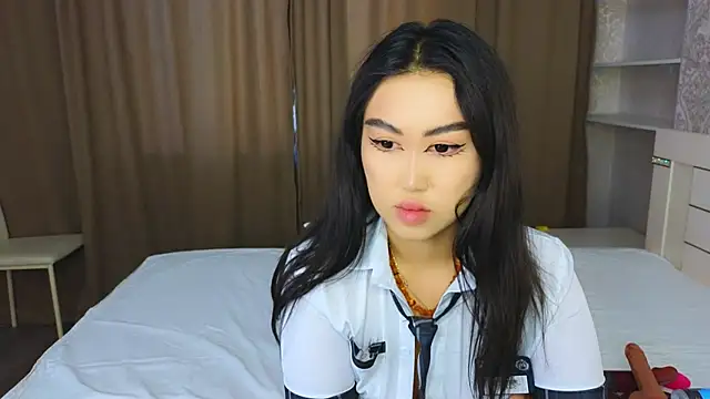 Snapshot of Diana_Moon_ chatting on June 2026 01:47:02 AM Diana Moon online show from June 2026 01:47:02 AM