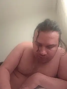 raducelfrumos99 online show from May 2026 08:18:01 AM