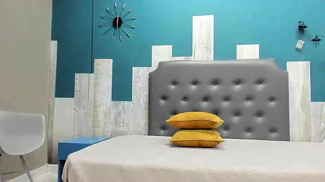 Rhaegal hot online show from December 2024 11:25:01 PM