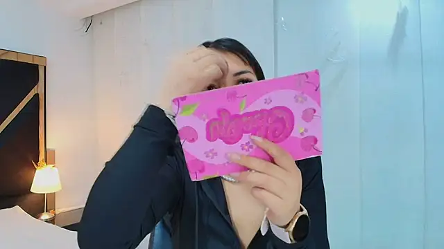 lina bedoya  online show from January 2026 11:48:01 AM