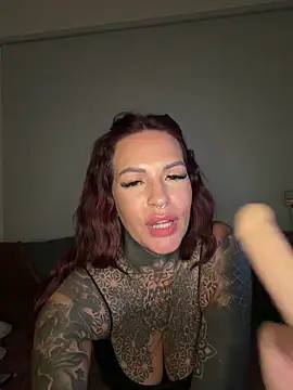 AileenInkOfficial online show from May 2026 08:06:01 PM