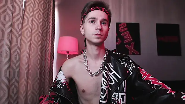 Snapshot of Joseph__Quinn chatting on October 2025 03:58:02 AM Joseph Quinn online show from October 2025 03:58:02 AM