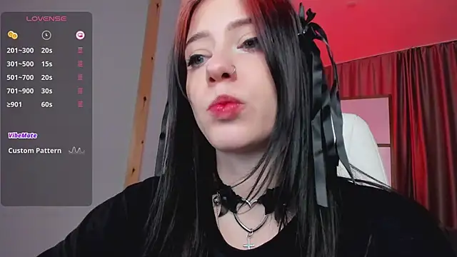 Snapshot of arielabradberry chatting on December 2024 05:15:01 PM arielabradberry online show from December 2024 05:15:01 PM