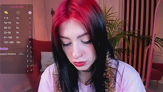 Snapshot of arielabradberry chatting on December 2024 10:38:02 AM arielabradberry online show from December 2024 10:38:02 AM