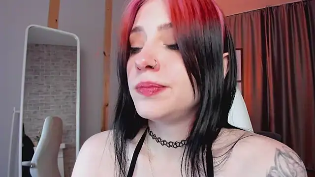 Snapshot of arielabradberry chatting on January 2025 03:29:01 PM arielabradberry online show from January 2025 03:29:01 PM