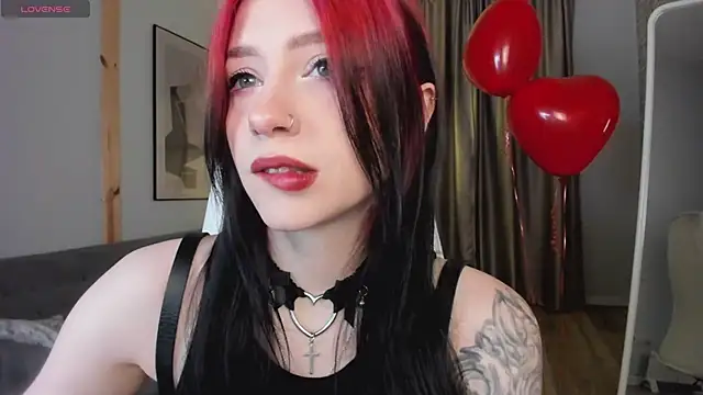 Snapshot of arielabradberry chatting on February 2025 02:44:02 PM arielabradberry online show from February 2025 02:44:02 PM