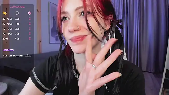 Snapshot of arielabradberry chatting on February 2025 03:36:02 PM arielabradberry online show from February 2025 03:36:02 PM