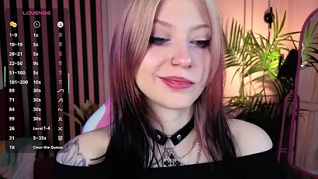 Snapshot of arielabradberry chatting on October 2025 09:01:01 AM arielabradberry online show from October 2025 09:01:01 AM