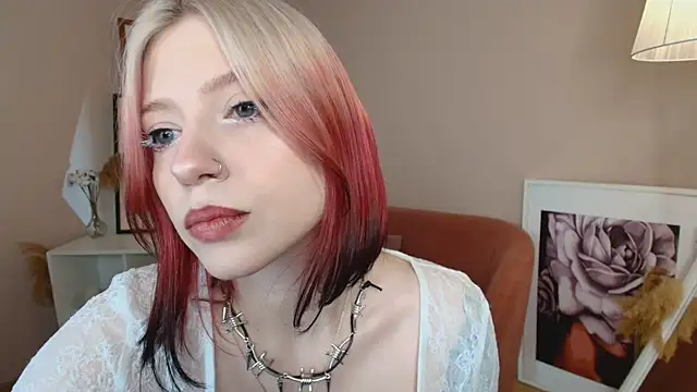 Snapshot of arielabradberry chatting on November 2025 02:19:01 PM arielabradberry online show from November 2025 02:19:01 PM