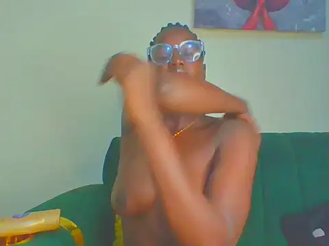 Snapshot of cutesmiling chatting on July 2026 09:55:02 PM cutesmiling online show from July 2026 09:55:02 PM