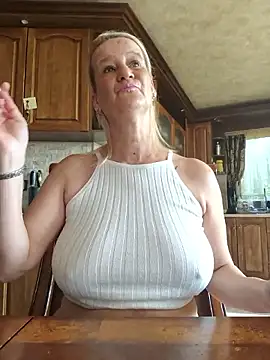 Lotus-blume1 online show from October 2025 08:14:02 AM