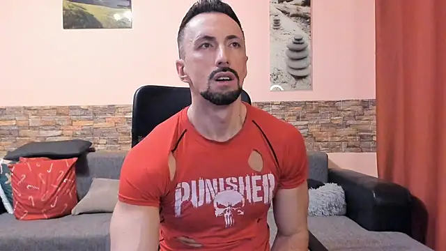 HotHunkTrainer online show from February 2026 09:08:02 AM