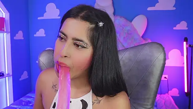 miss romyna online show from February 2026 11:06:02 AM