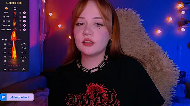 Snapshot of lala_loulou_land chatting on March 2025 10:26:02 PM lala loulou land online show from March 2025 10:26:02 PM