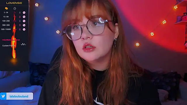 Snapshot of lala_loulou_land chatting on September 2025 08:10:01 PM lala loulou land online show from September 2025 08:10:01 PM