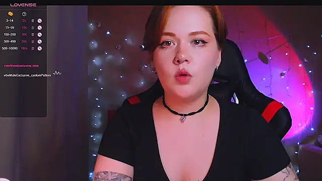 Snapshot of lala_loulou_land chatting on June 2026 06:17:01 PM lala loulou land online show from June 2026 06:17:01 PM