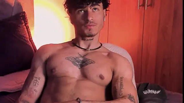 Thomas Fit1 online show from September 2025 03:52:01 AM