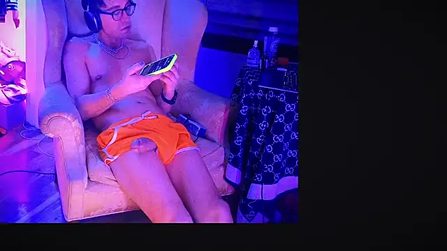 Snapshot of YouLikeBigDick9 chatting on February 2025 08:30:02 AM YouLikeBigDick9 online show from February 2025 08:30:02 AM