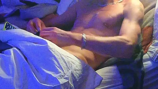 Snapshot of YouLikeBigDick9 chatting on March 2025 07:59:01 AM YouLikeBigDick9 online show from March 2025 07:59:01 AM