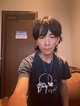Snapshot of Katakuriko-Denpun chatting on June 2026 12:18:01 PM Katakuriko-Denpun online show from June 2026 12:18:01 PM