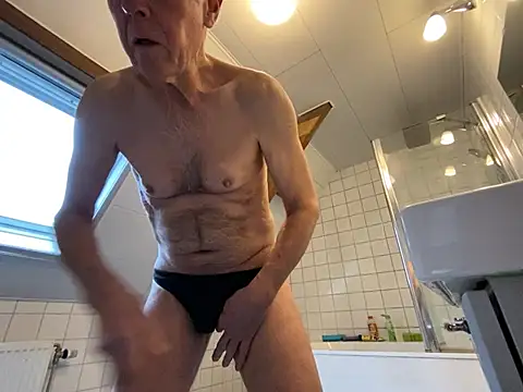 Snapshot of martxxxxx chatting on December 2024 10:28:01 AM martxxxxx online show from December 2024 10:28:01 AM