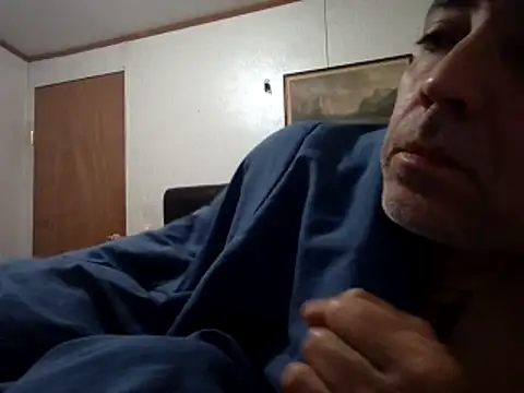 Snapshot of Xoc8_ chatting on November 2025 08:35:02 PM Xoc8 online show from November 2025 08:35:02 PM