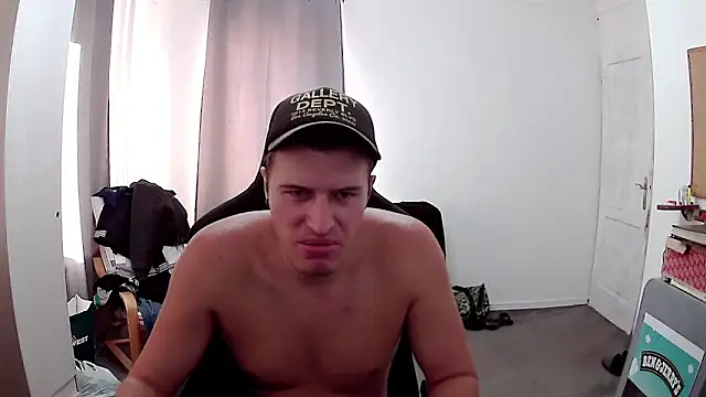 Snapshot of PKrisztian chatting on September 2025 02:41:01 PM PKrisztian online show from September 2025 02:41:01 PM