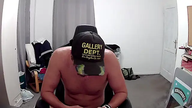 Snapshot of PKrisztian chatting on October 2025 04:04:02 PM PKrisztian online show from October 2025 04:04:02 PM