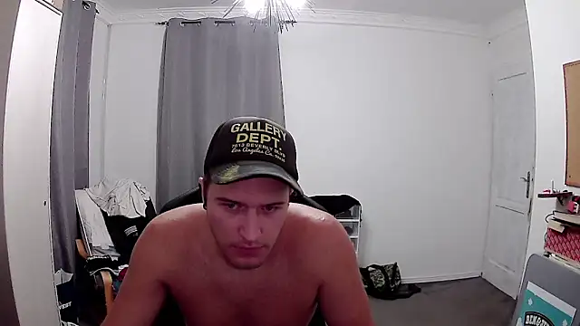 Snapshot of PKrisztian chatting on October 2025 06:50:01 PM PKrisztian online show from October 2025 06:50:01 PM