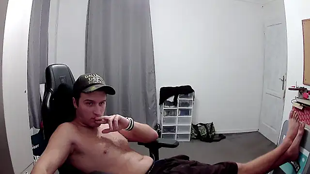 Snapshot of PKrisztian chatting on October 2025 06:29:01 PM PKrisztian online show from October 2025 06:29:01 PM