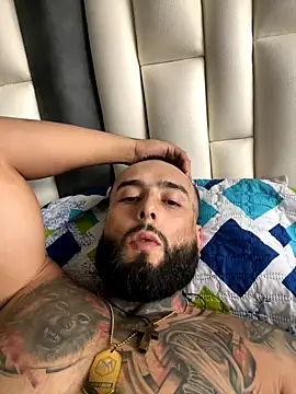 Snapshot of alito998 chatting on December 2025 08:36:02 PM alito998 online show from December 2025 08:36:02 PM