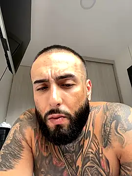 Snapshot of alito998 chatting on December 2025 07:09:01 PM alito998 online show from December 2025 07:09:01 PM