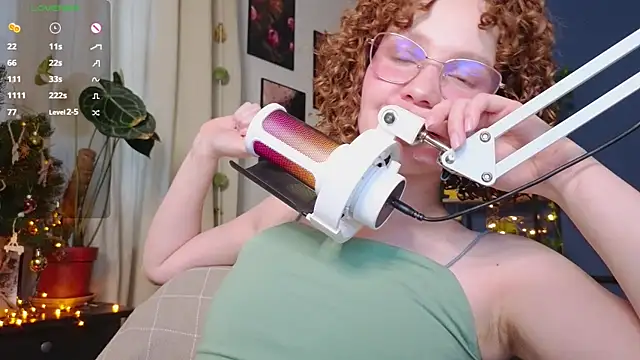 Snapshot of _lightmyfire chatting on December 2024 12:34:01 PM  lightmyfire online show from December 2024 12:34:01 PM