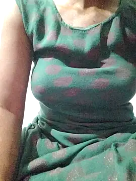 rituporna2004 online show from February 2026 01:48:01 AM