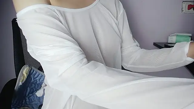 Snapshot of Baenee chatting on March 2025 05:25:01 PM Baenee online show from March 2025 05:25:01 PM