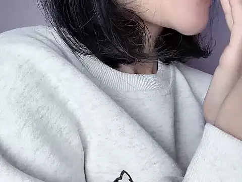 Snapshot of Baenee chatting on December 2025 12:03:02 PM Baenee online show from December 2025 12:03:02 PM