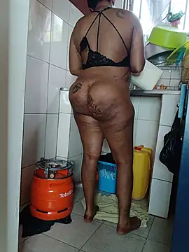 Snapshot of Babez_show chatting on June 2026 06:58:01 AM Babez show online show from June 2026 06:58:01 AM