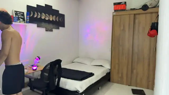 Snapshot of Kisan_Smith chatting on November 2025 02:01:02 AM Kisan Smith online show from November 2025 02:01:02 AM