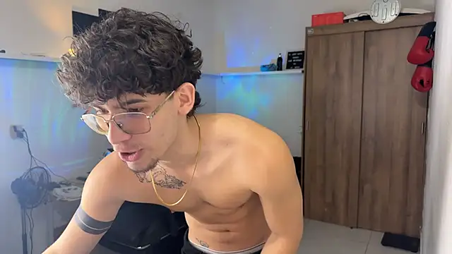 Kisan Smith online show from February 2026 11:30:02 PM