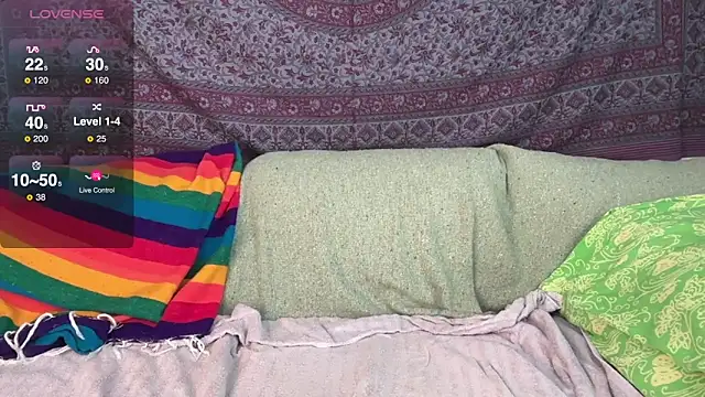 GlitterKitty108 online show from February 2026 02:32:02 PM