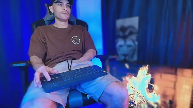 Snapshot of sexyboycolombi4 chatting on November 2025 08:02:02 AM sexyboycolombi4 online show from November 2025 08:02:02 AM