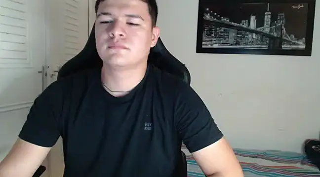 Plug Control online show from December 2024 04:18:01 AM